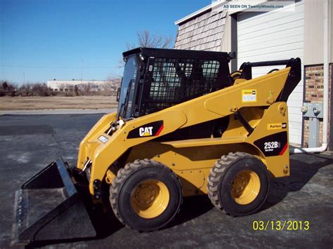 caterpillar 252b skid steer loader|caterpillar 252b3 specs.